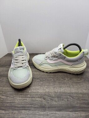 Vans UltraRange Neo VR3 MTE Mint Light Yellow Women's Size 7.5 Men's Size 6 New